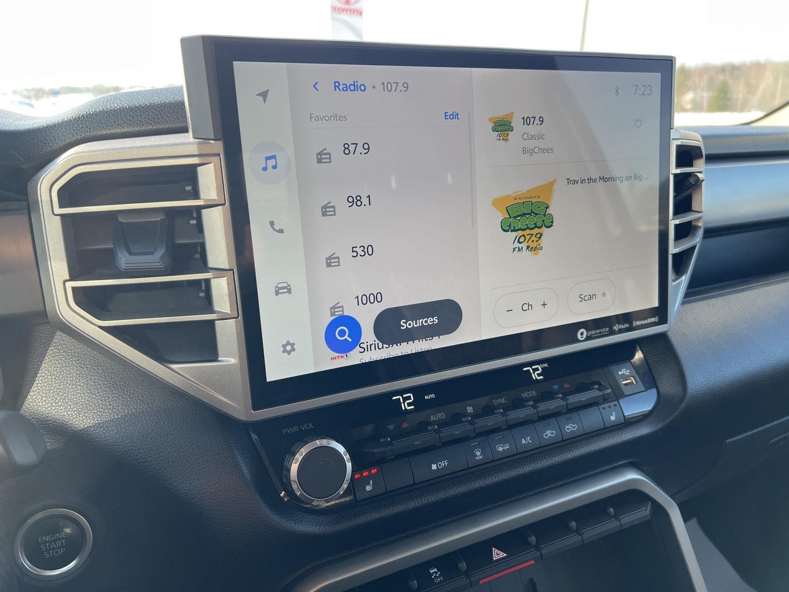 2022 Toyota Tundra SR5