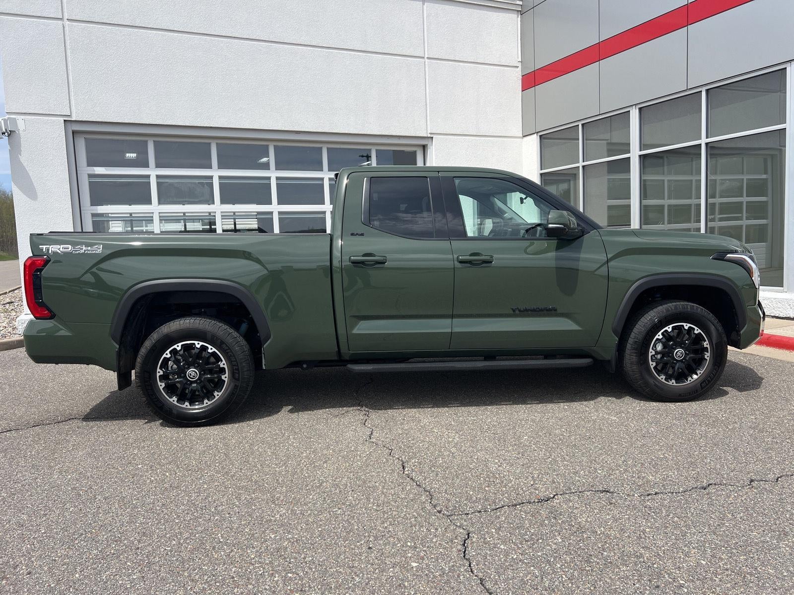 2022 Toyota Tundra SR5