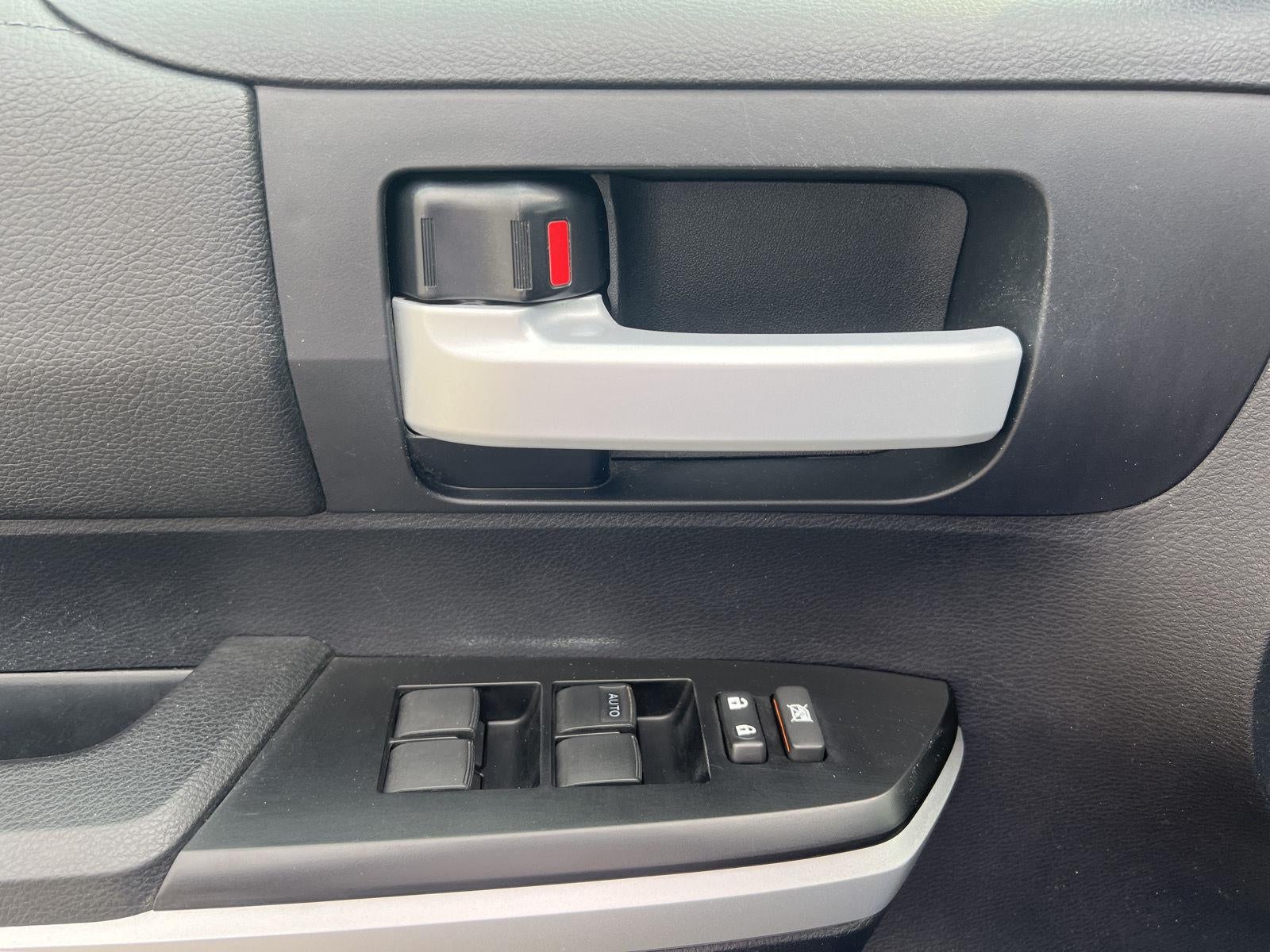 2016 Toyota Tundra Truck SR