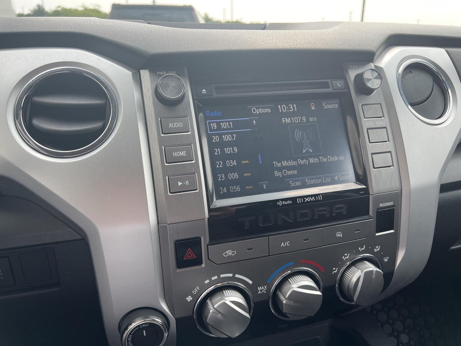 2016 Toyota Tundra Truck SR
