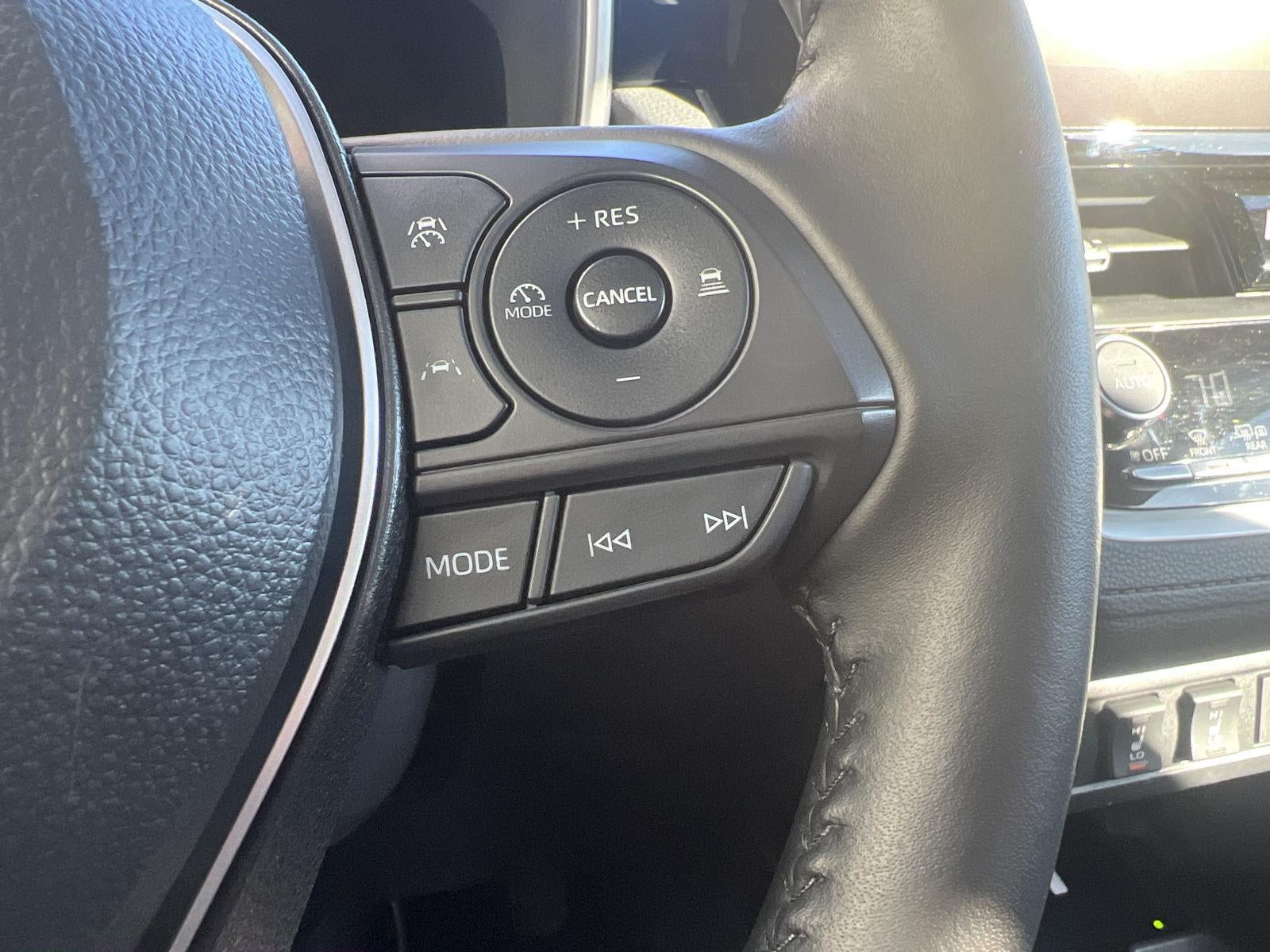 2024 Toyota Corolla Cross XLE