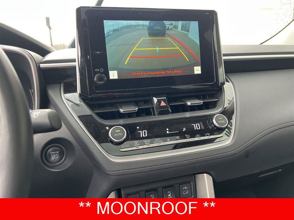 2024 Toyota Corolla Cross XLE