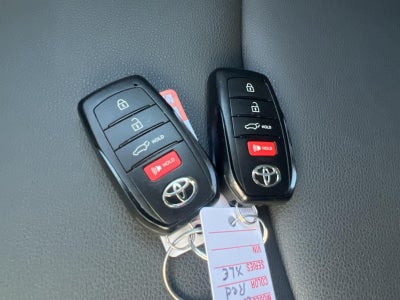 2024 Toyota Corolla Cross XLE