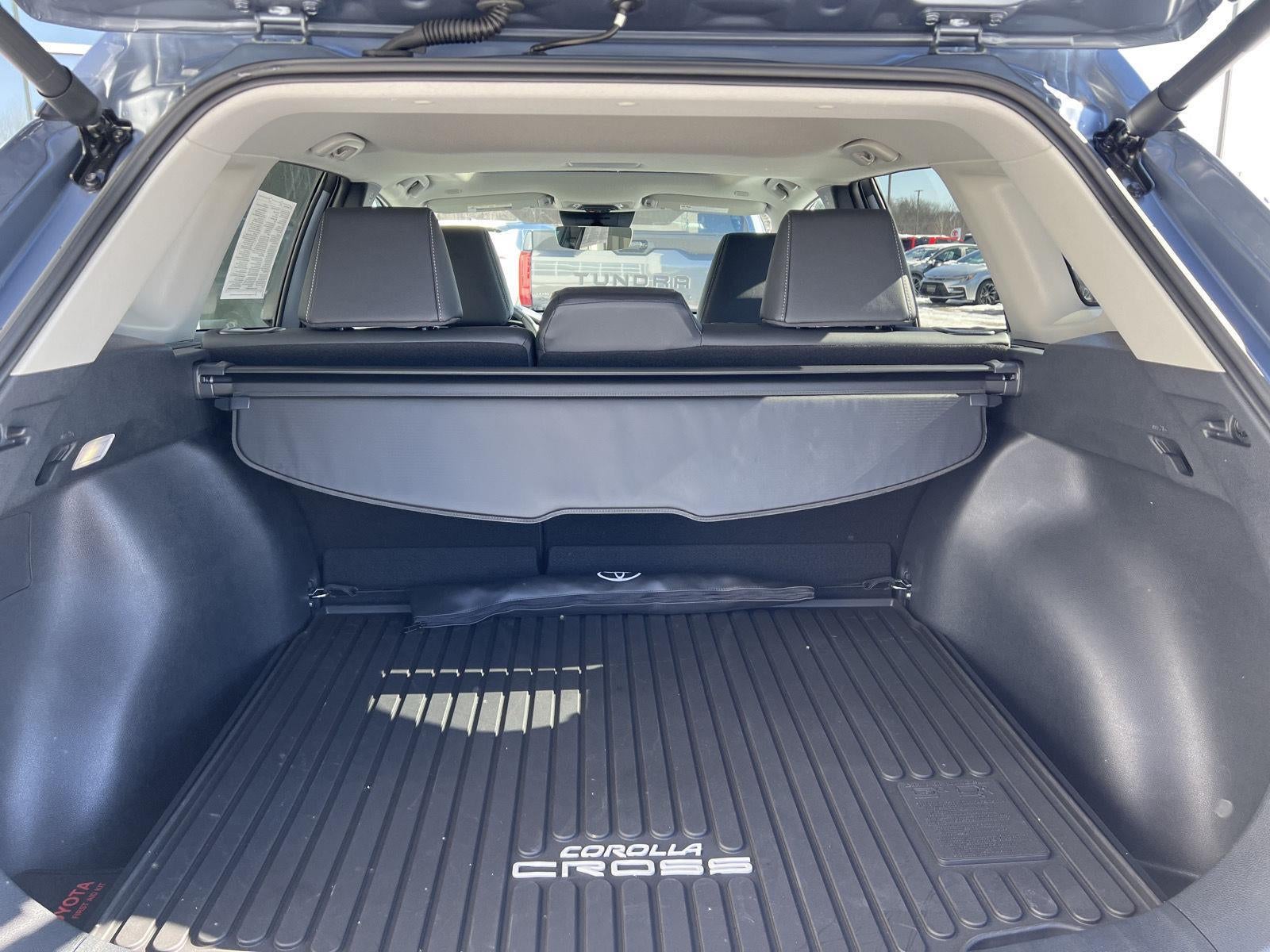 2025 Toyota Corolla Cross XLE