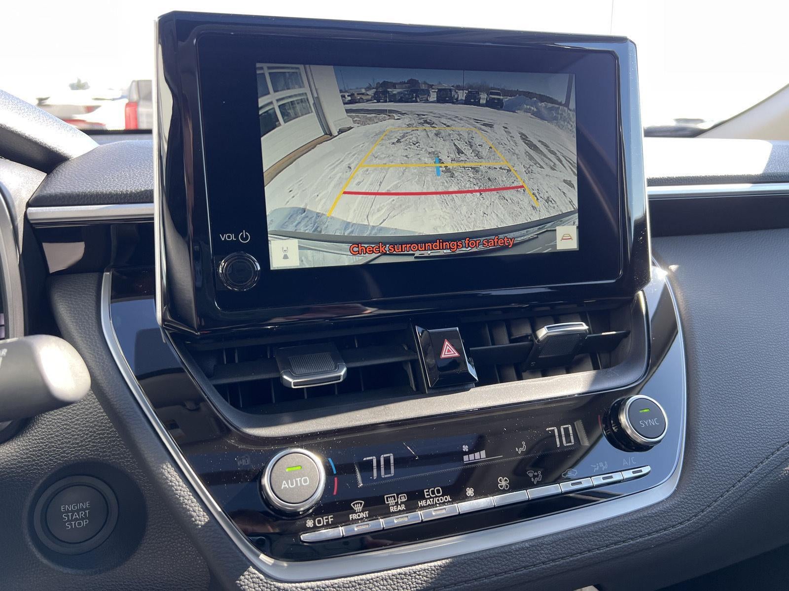 2025 Toyota Corolla Cross XLE