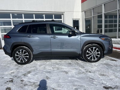 2025 Toyota Corolla Cross XLE