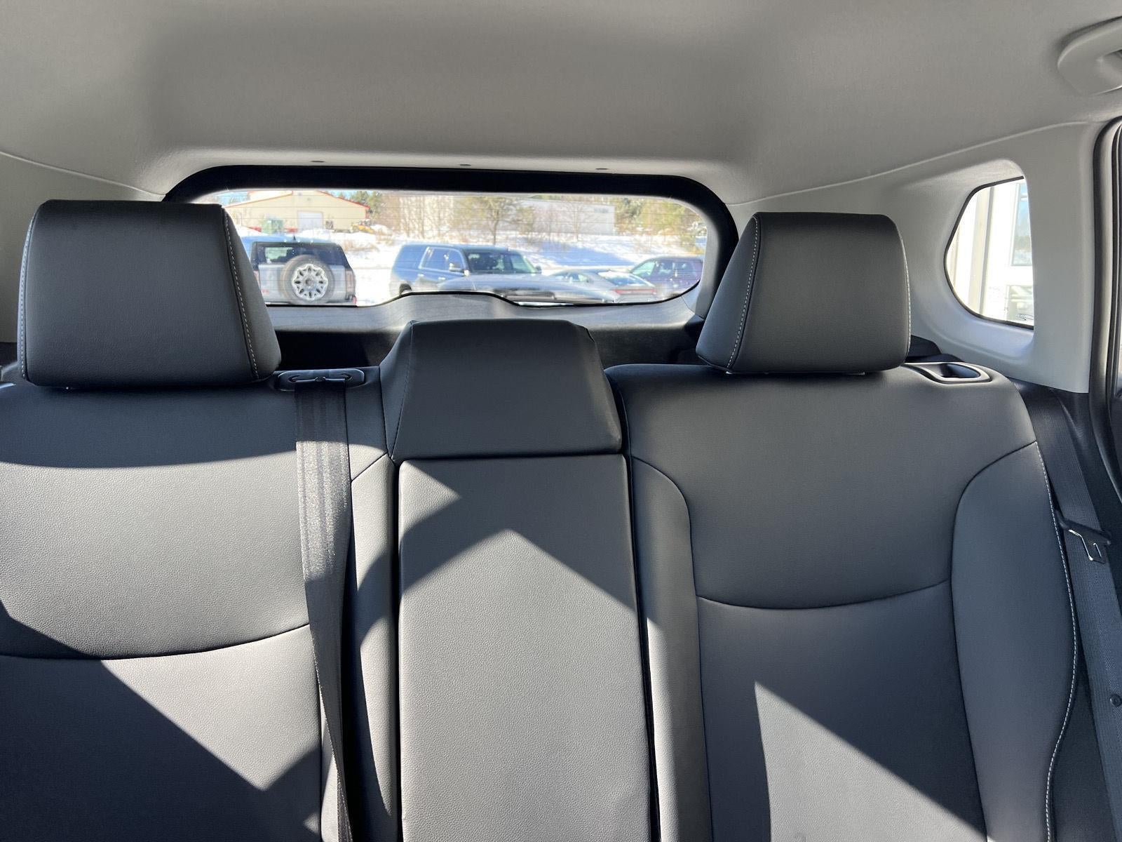 2025 Toyota Corolla Cross XLE