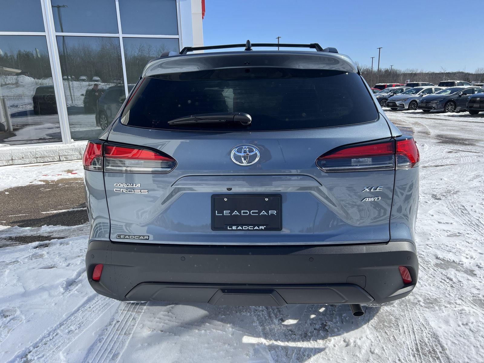 2025 Toyota Corolla Cross XLE