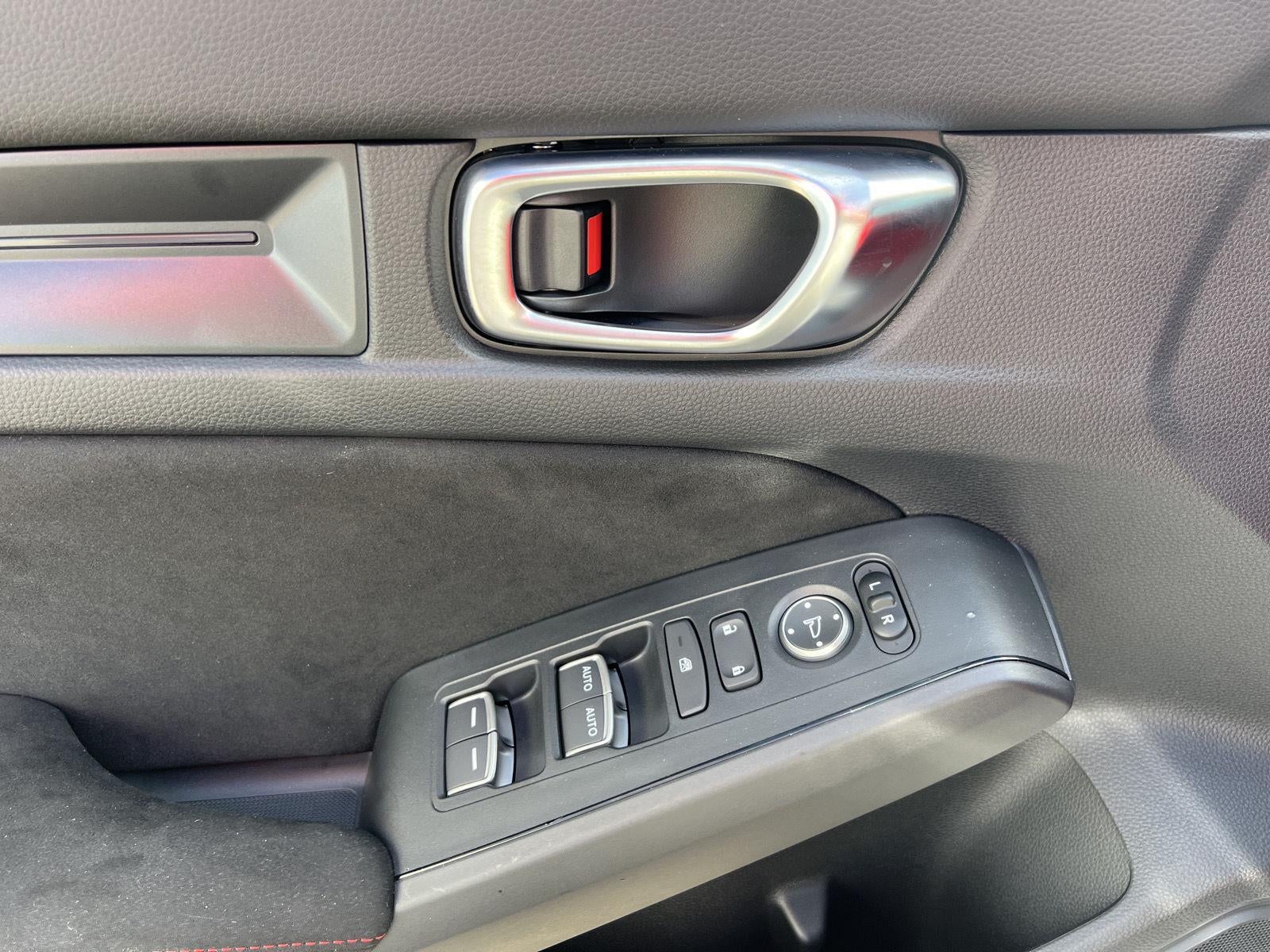 2025 Honda CIVIC TYPE R HATCHBACK
