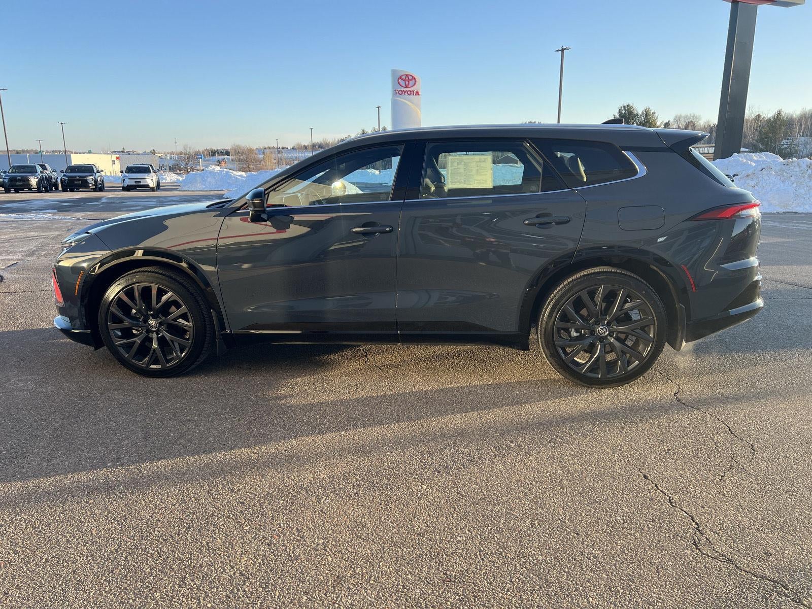 2025 Toyota Crown Signia Limited