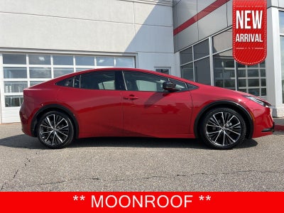 2023 Toyota Prius XLE