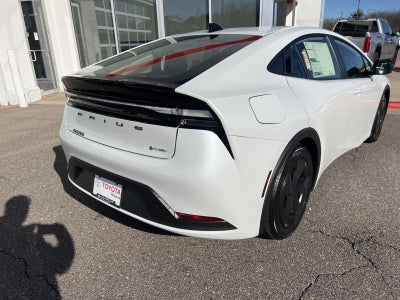 2026 Toyota Prius Plug-In Hybrid SE