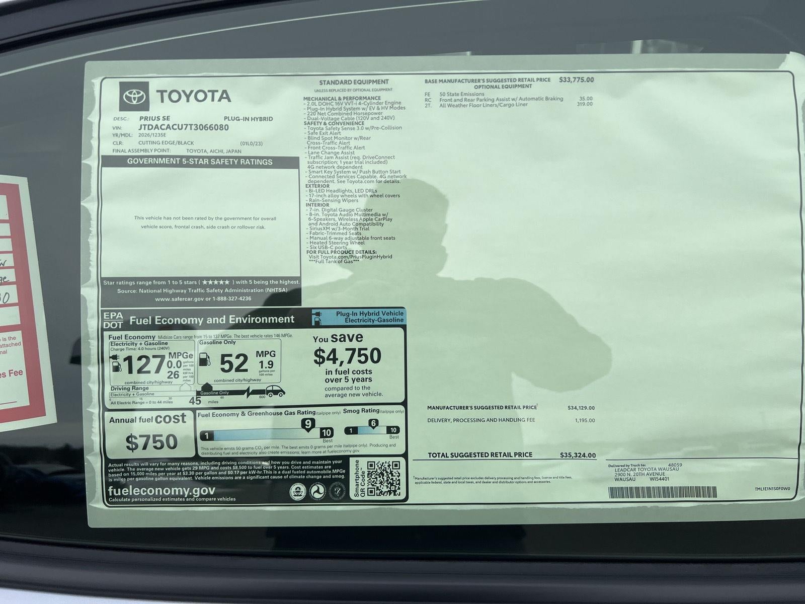 2026 Toyota Prius Plug-In Hybrid SE