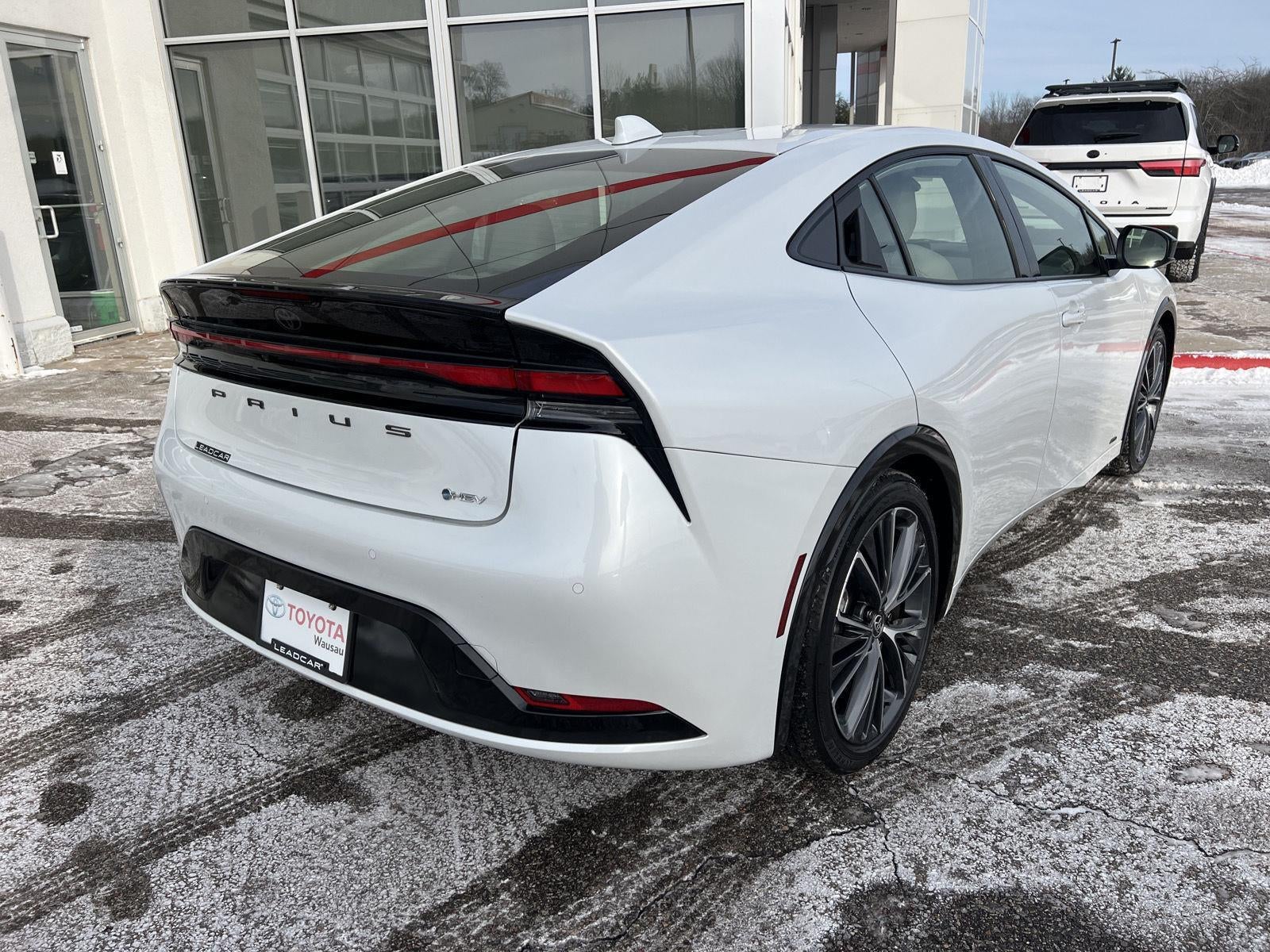 2025 Toyota Prius XLE