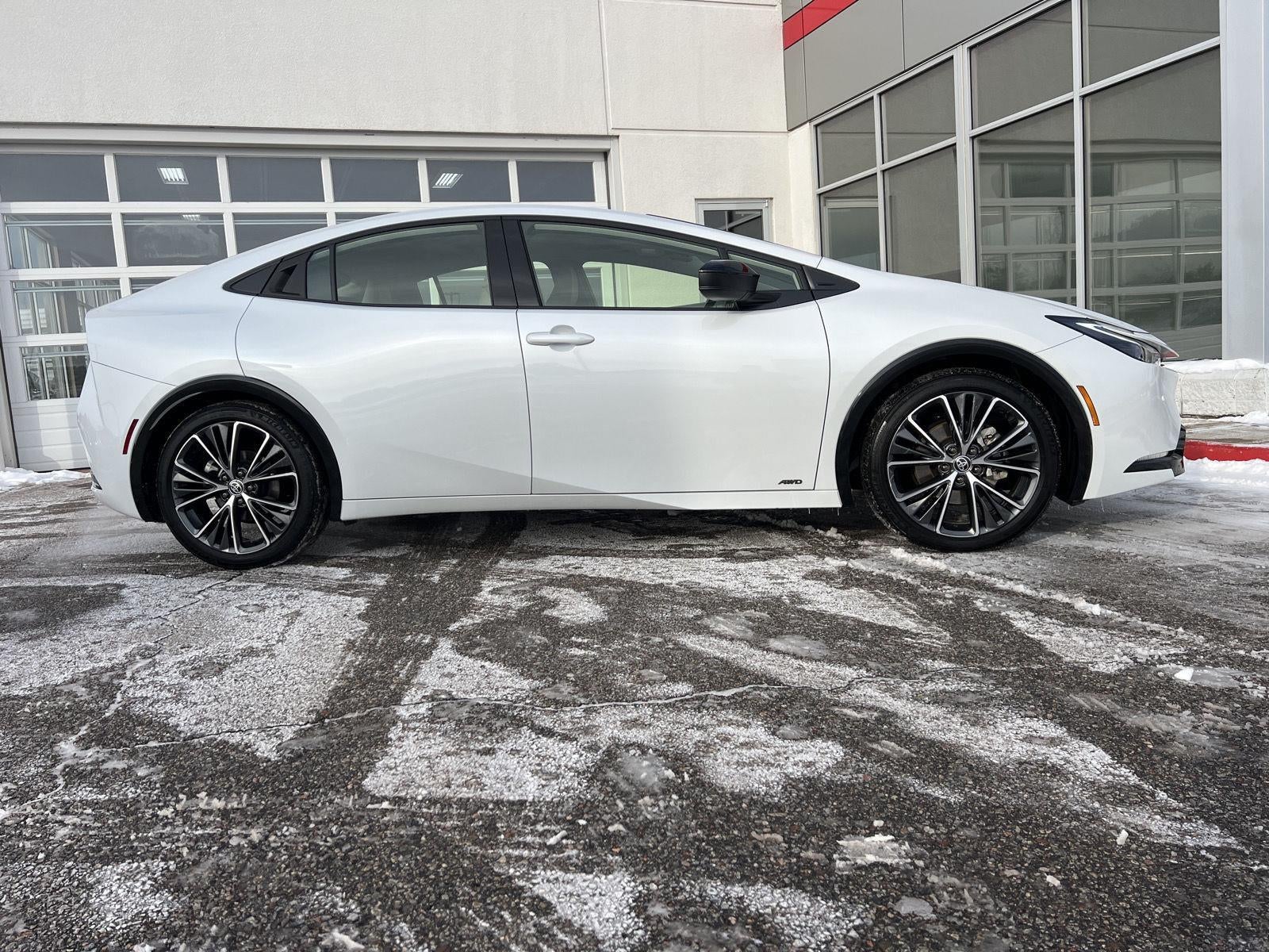 2025 Toyota Prius XLE