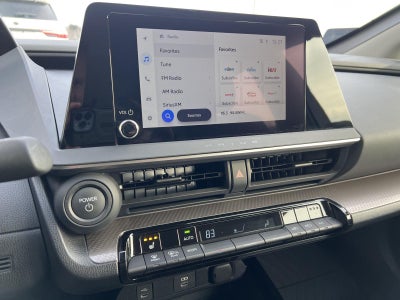 2025 Toyota Prius XLE