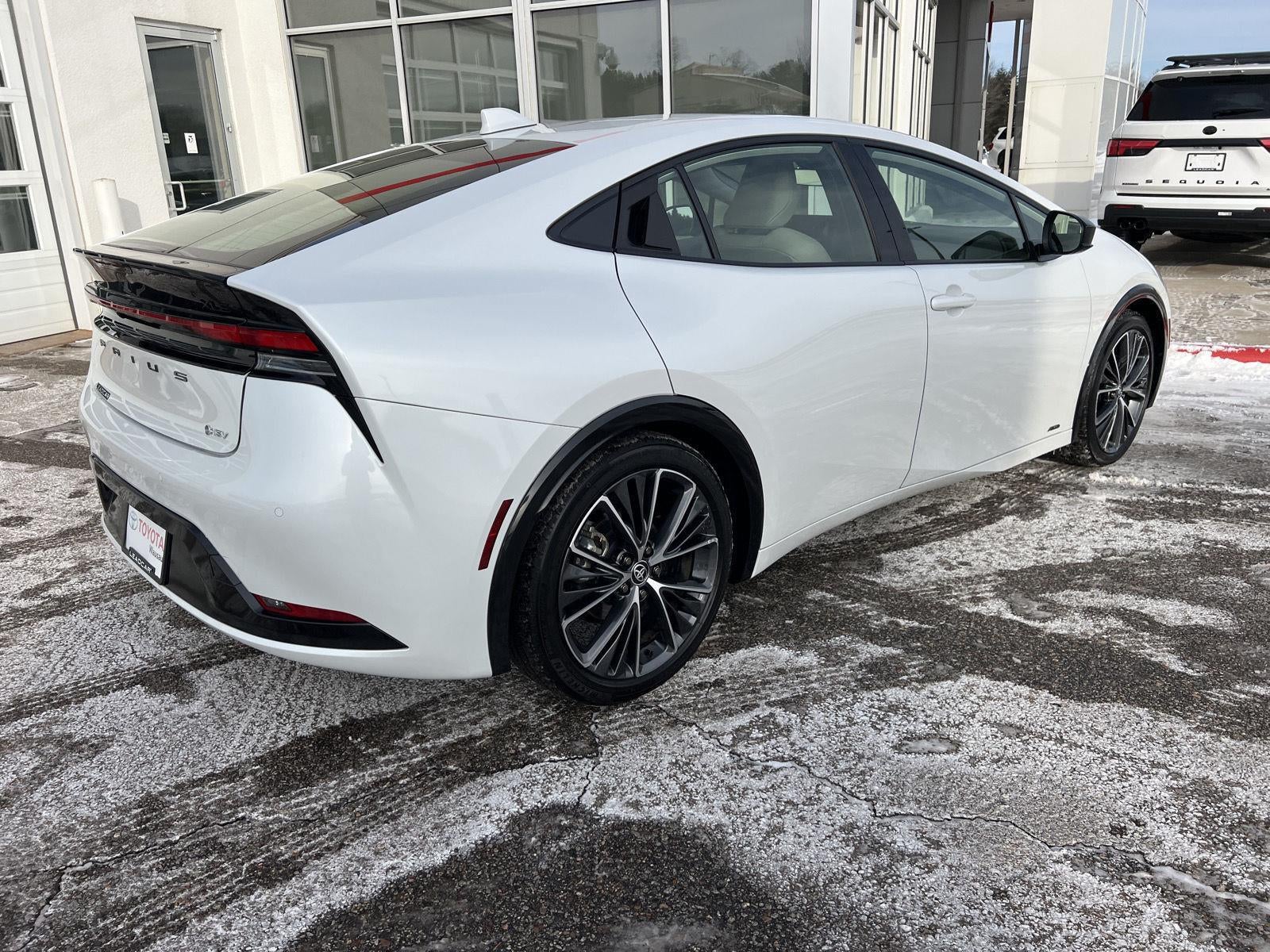 2025 Toyota Prius XLE