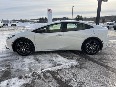 2025 Toyota Prius XLE