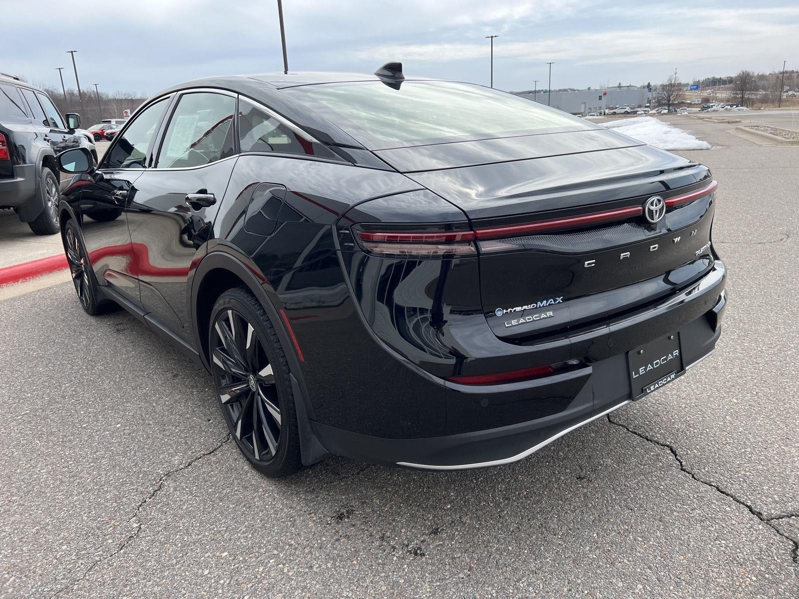 2025 Toyota Crown Platinum