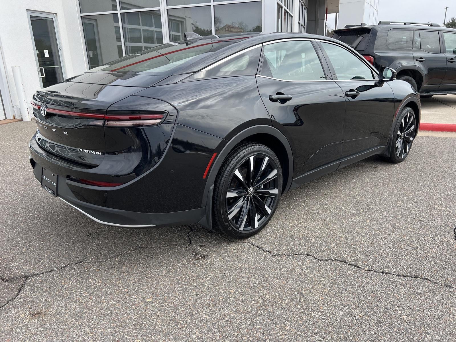 2025 Toyota Crown Platinum