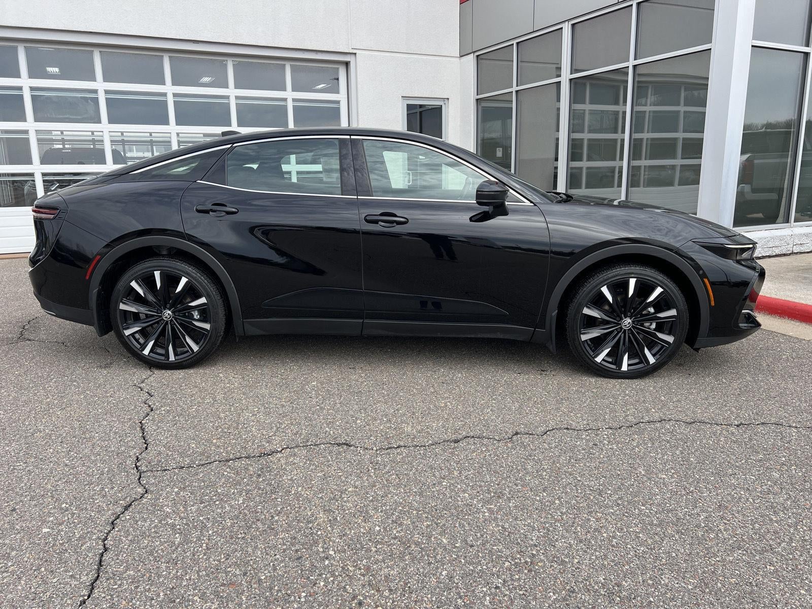 2025 Toyota Crown Platinum