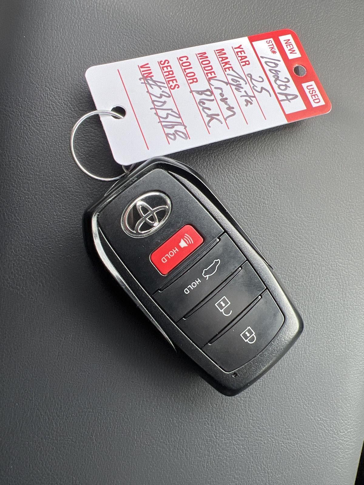 2025 Toyota Crown Platinum