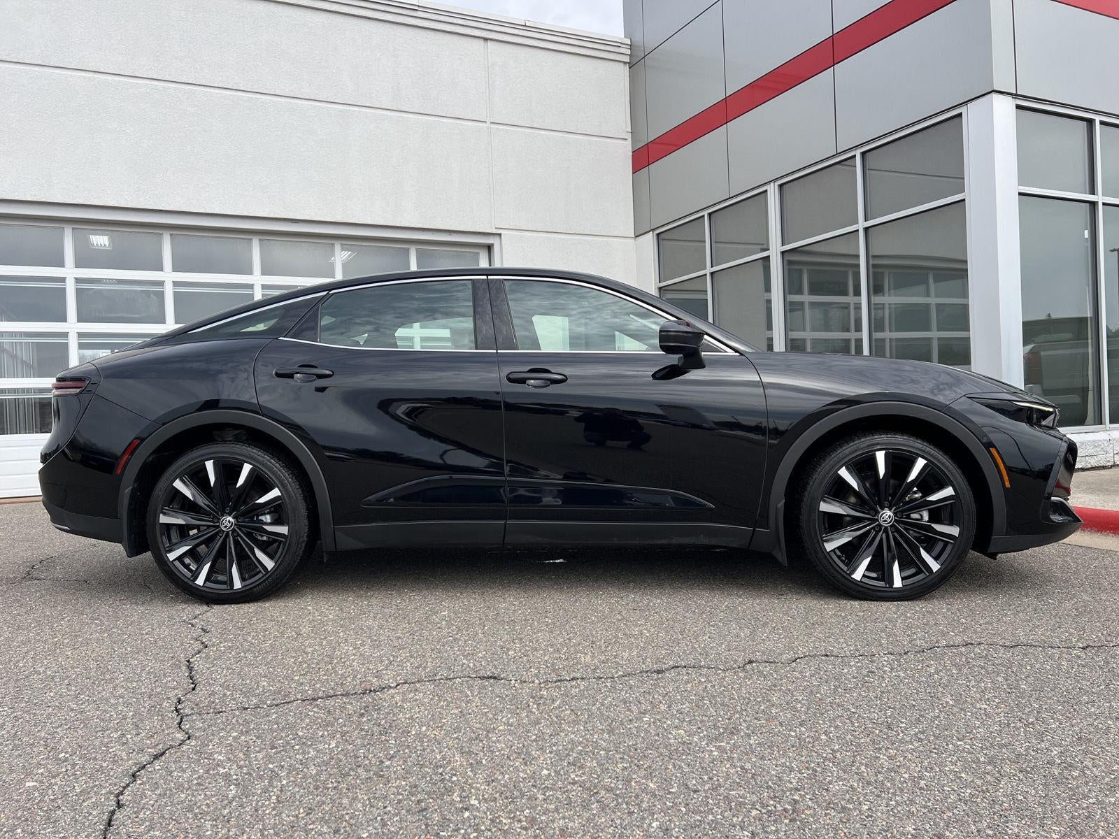 2025 Toyota Crown Platinum