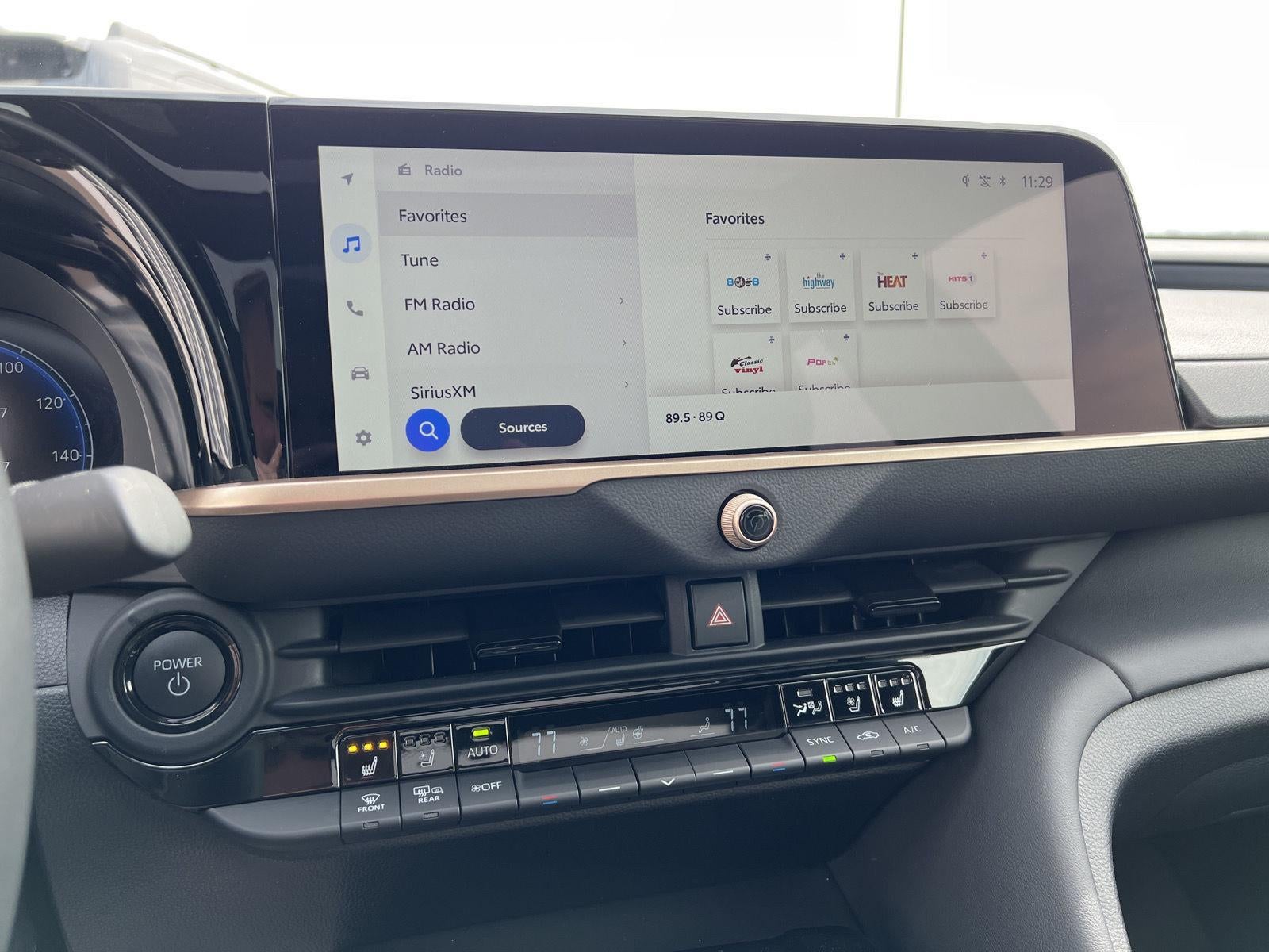 2025 Toyota Crown Platinum