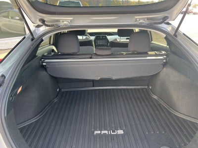 2022 Toyota Prius LE