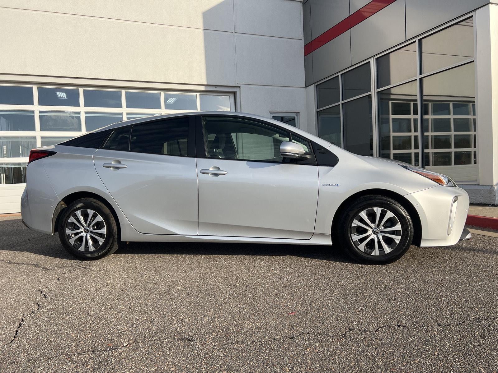 2022 Toyota Prius LE