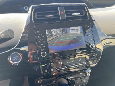 2022 Toyota Prius LE
