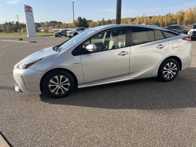 2022 Toyota Prius LE
