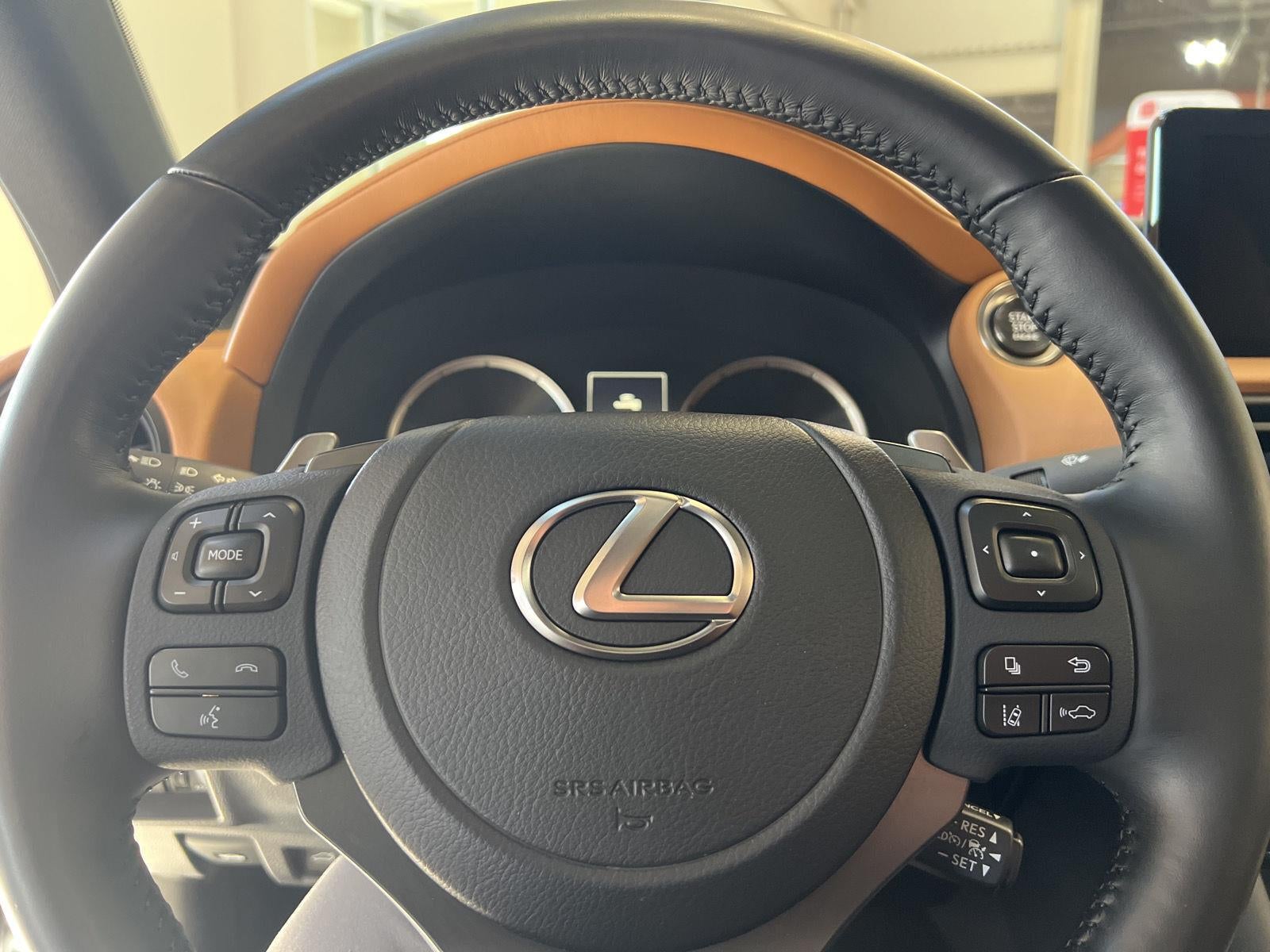 2025 Lexus IS IS 350 F SPORT Design