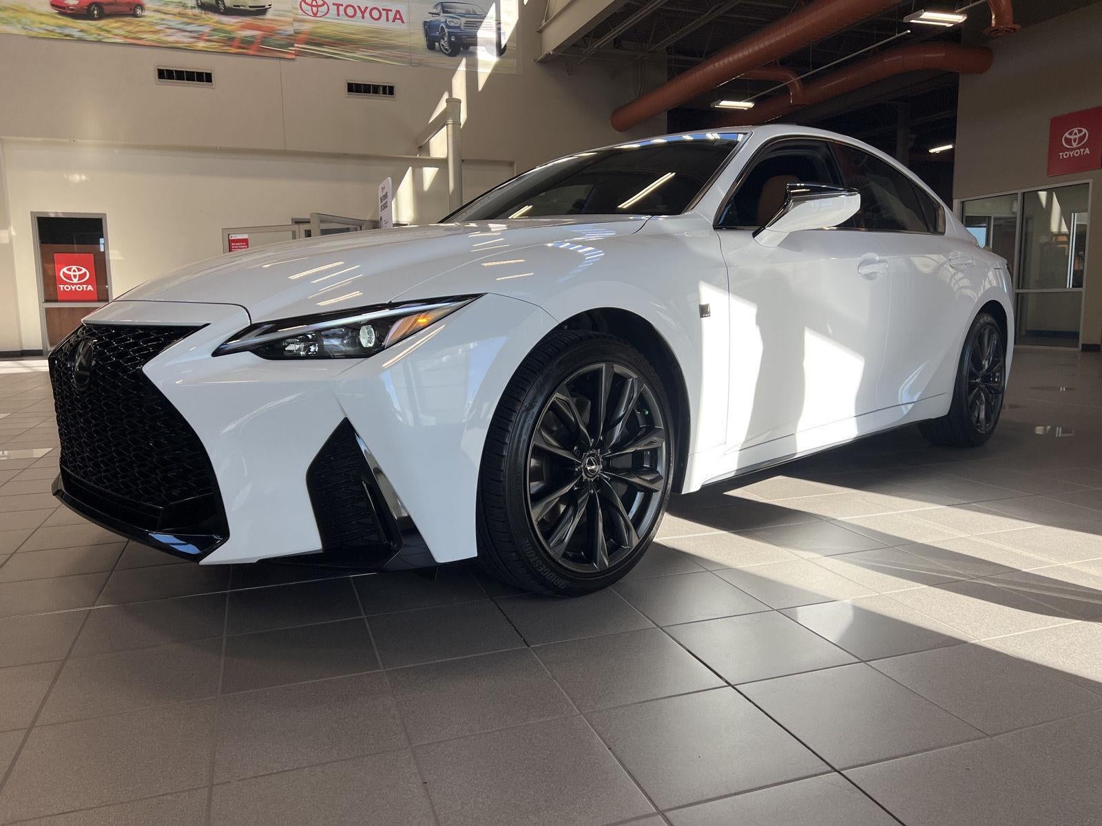 2025 Lexus IS IS 350 F SPORT Design