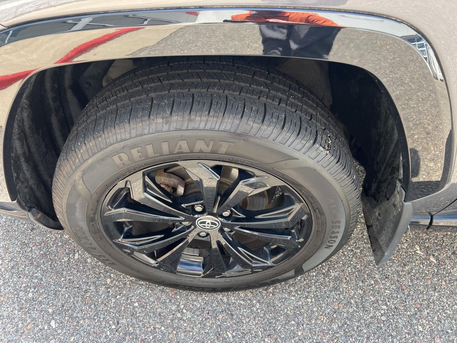 2022 Toyota RAV4 Hybrid SE