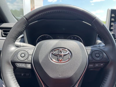 2022 Toyota RAV4 Hybrid SE