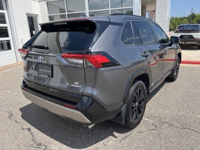 2022 Toyota RAV4 Hybrid SE