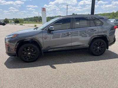2022 Toyota RAV4 Hybrid SE
