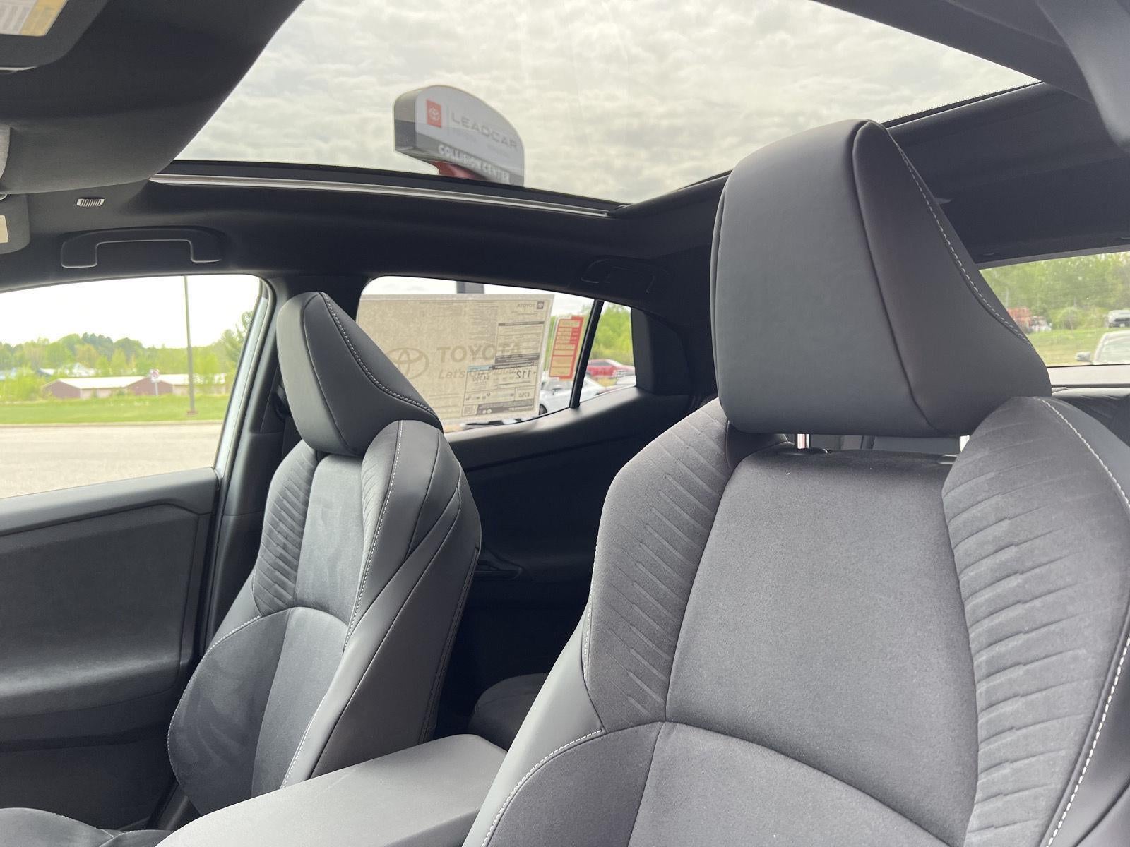 2026 Toyota C-HR XSE