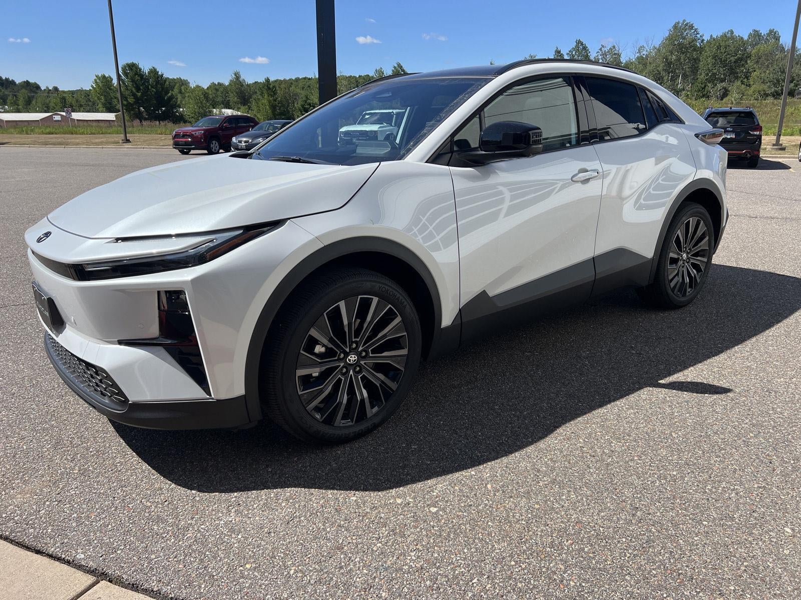 2026 Toyota C-HR XSE