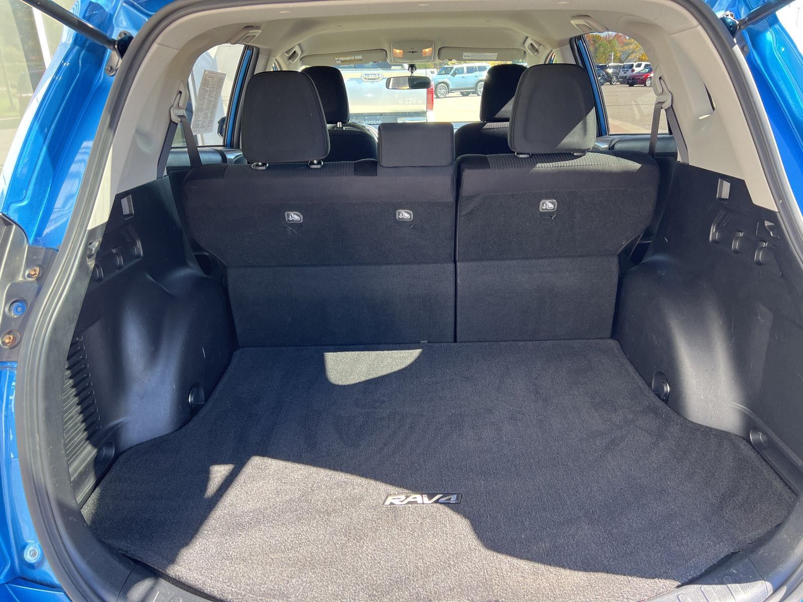 2016 Toyota RAV4 AWD 4DR LE