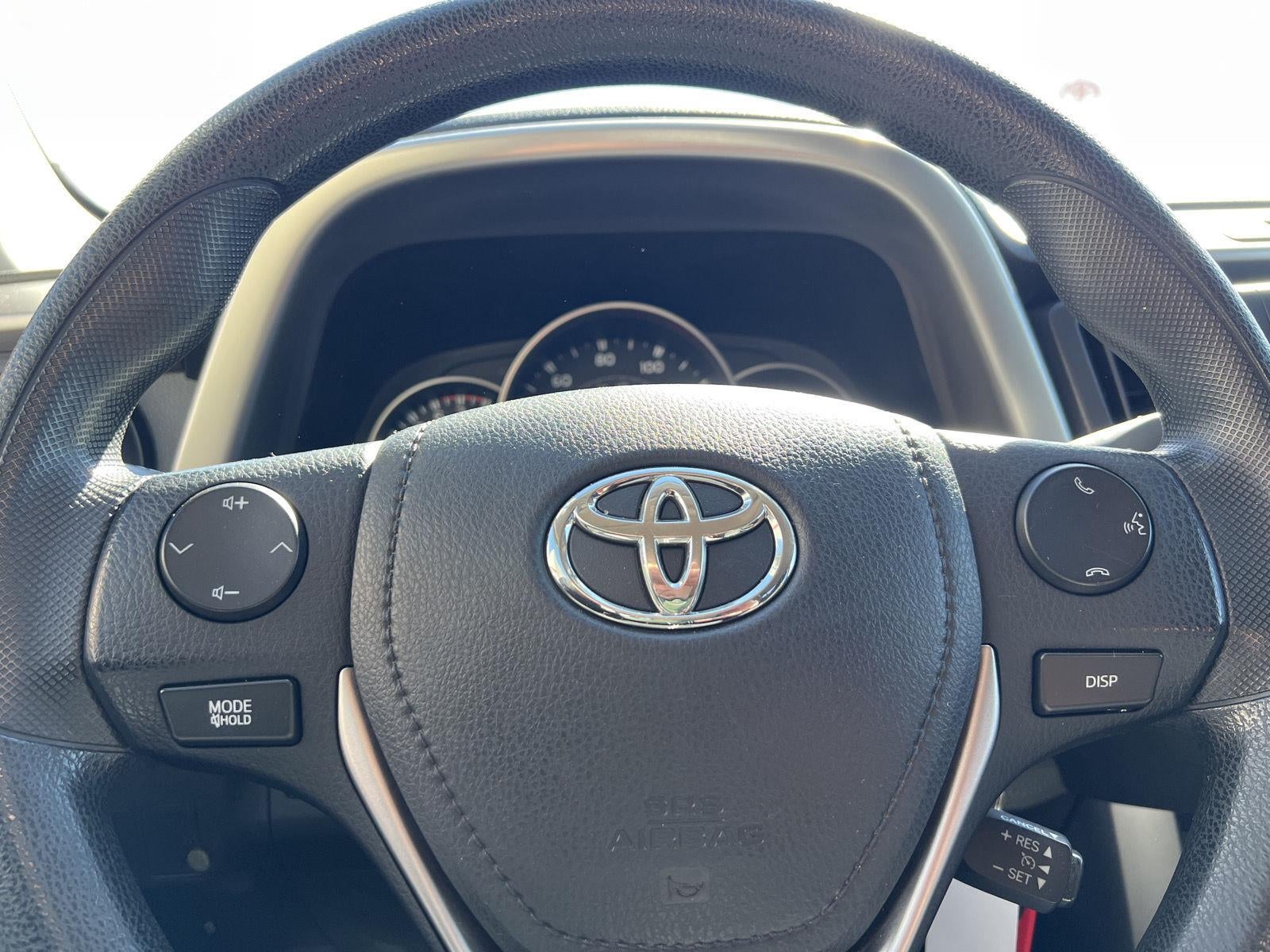 2016 Toyota RAV4 AWD 4DR LE