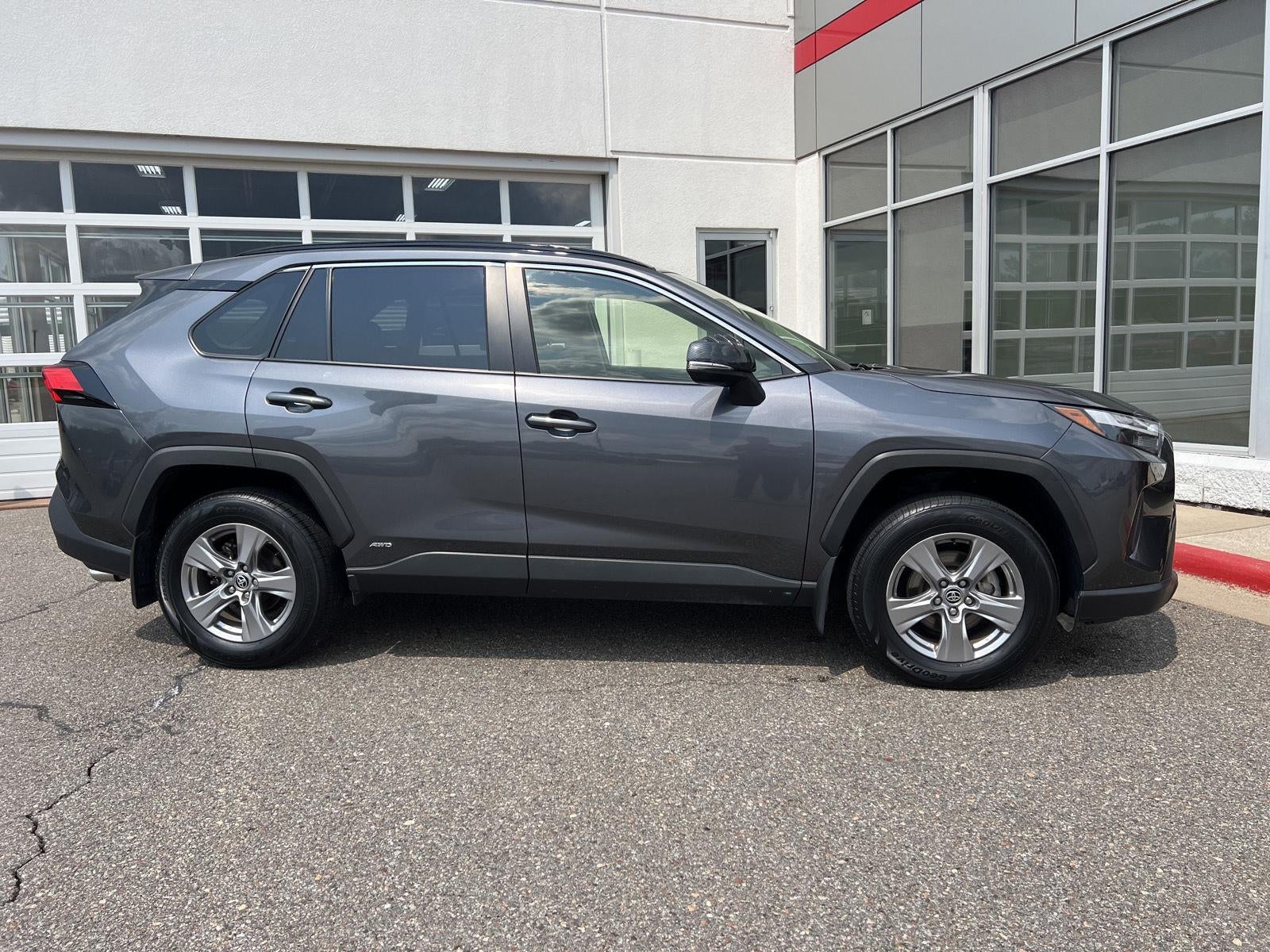 2023 Toyota Rav4 Hybrid XLE