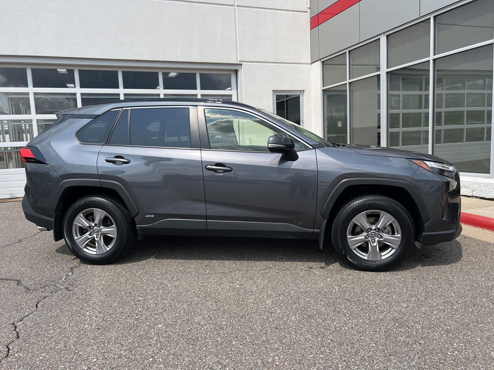 2023 Toyota Rav4 Hybrid XLE