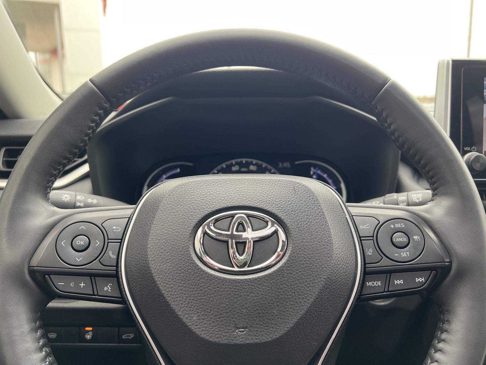 2023 Toyota RAV4 Hybrid XLE
