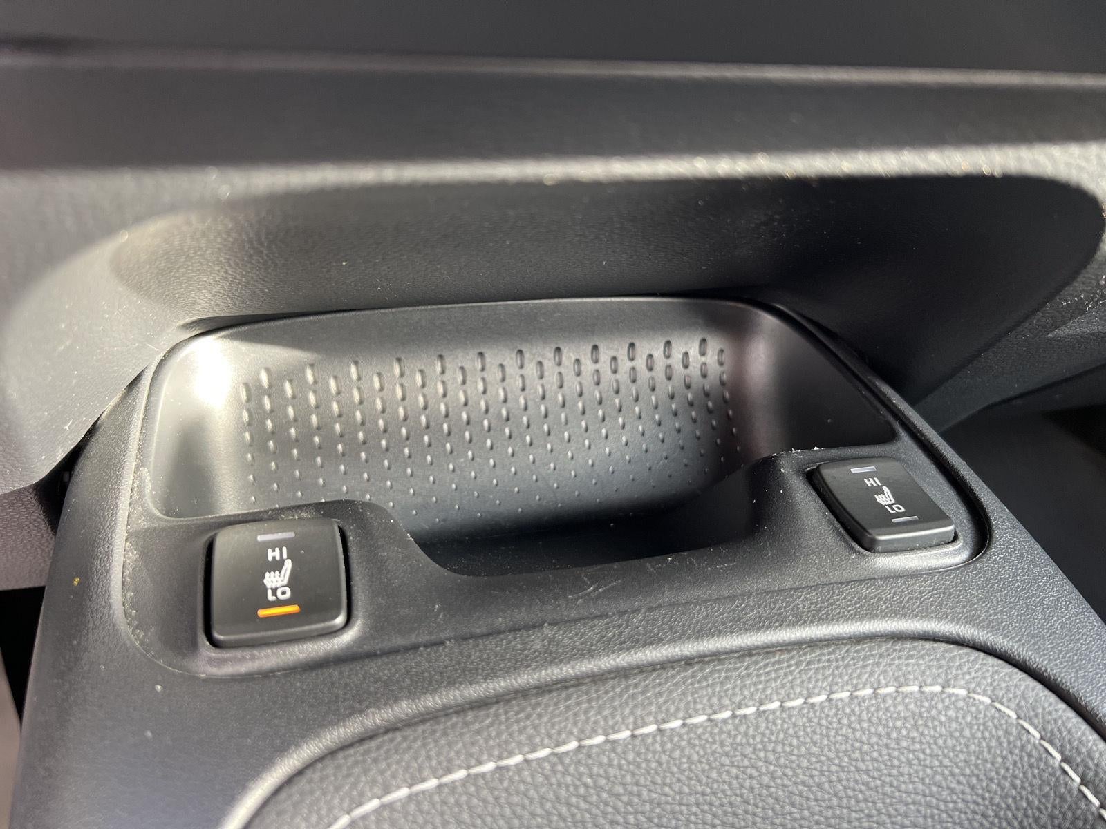 2022 Toyota Corolla Hatchback XSE