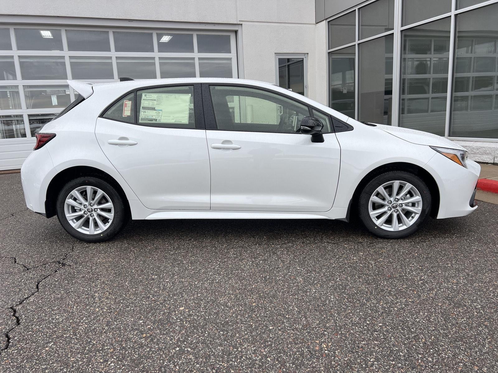 2026 Toyota Corolla Hatchback SE