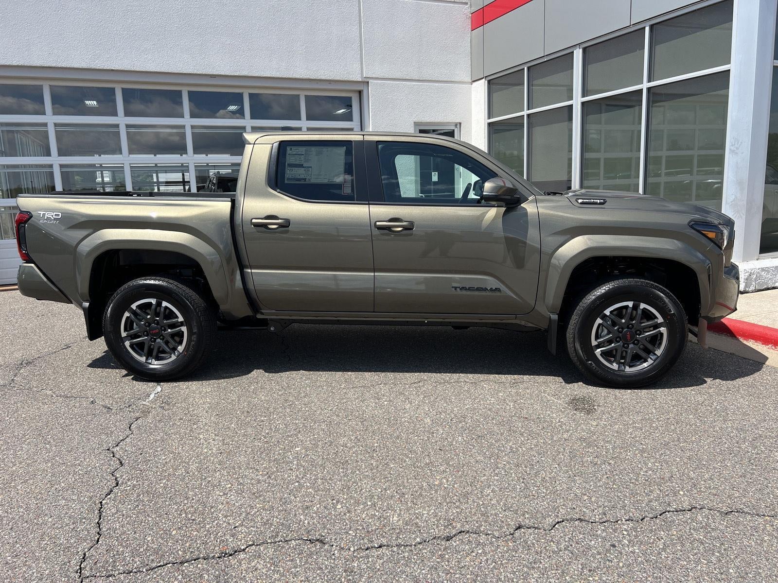 2026 Toyota Tacoma i-FORCE MAX Tacoma TRD Sport