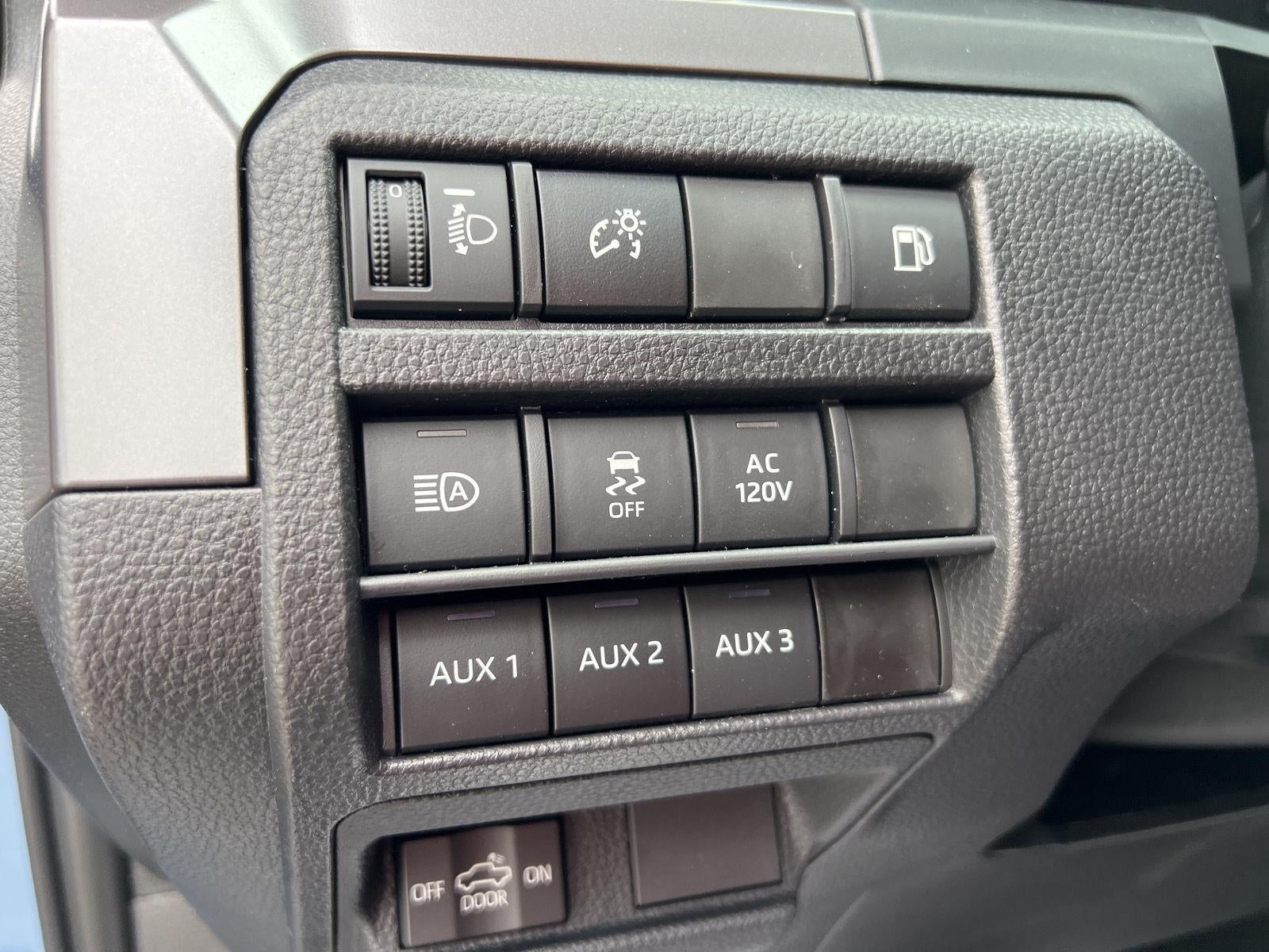 2026 Toyota Tacoma i-FORCE MAX Tacoma TRD Sport