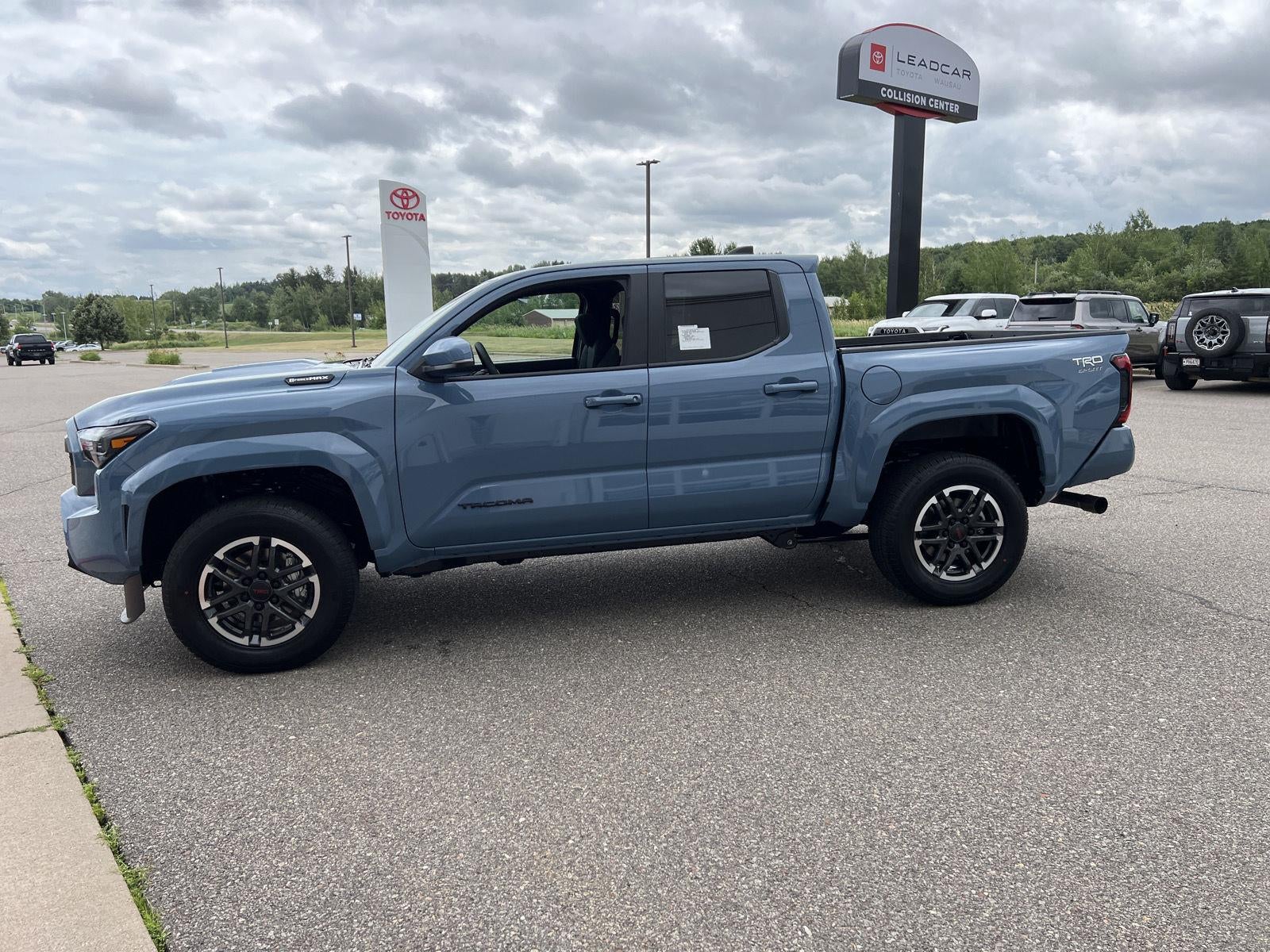 2026 Toyota Tacoma i-FORCE MAX Tacoma TRD Sport